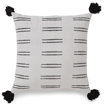 Mudderly Pillow (Set of 4)